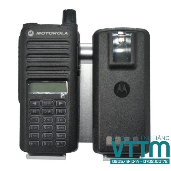 Motorola XiR C2660: Bộ đàm kỹ thuật số cầm tay chính hãng