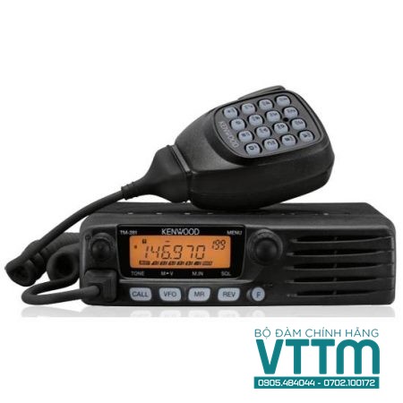 Bộ đàm Kenwood TM-481A: Gắn xe/cố định, bền bỉ, công suất lớn.